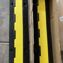 New 2 Pack Rubber Cable Ramp Hose Cable Protector Ramp