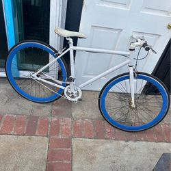 Fixie Road Bike Bicycle Complete ready to ride  New join wheel hubs with flip flop hub in the rear 