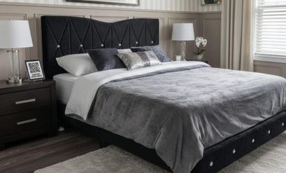 Cama completa queen plataforma mas colchon plus. Nuevas!
