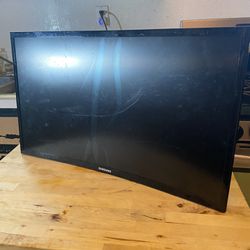24” Samsung Curved Computer Monitor 