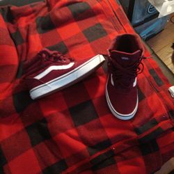 New Woman's Size 8.5 High Top Vans 