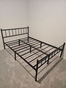 Full size metal bed frame
