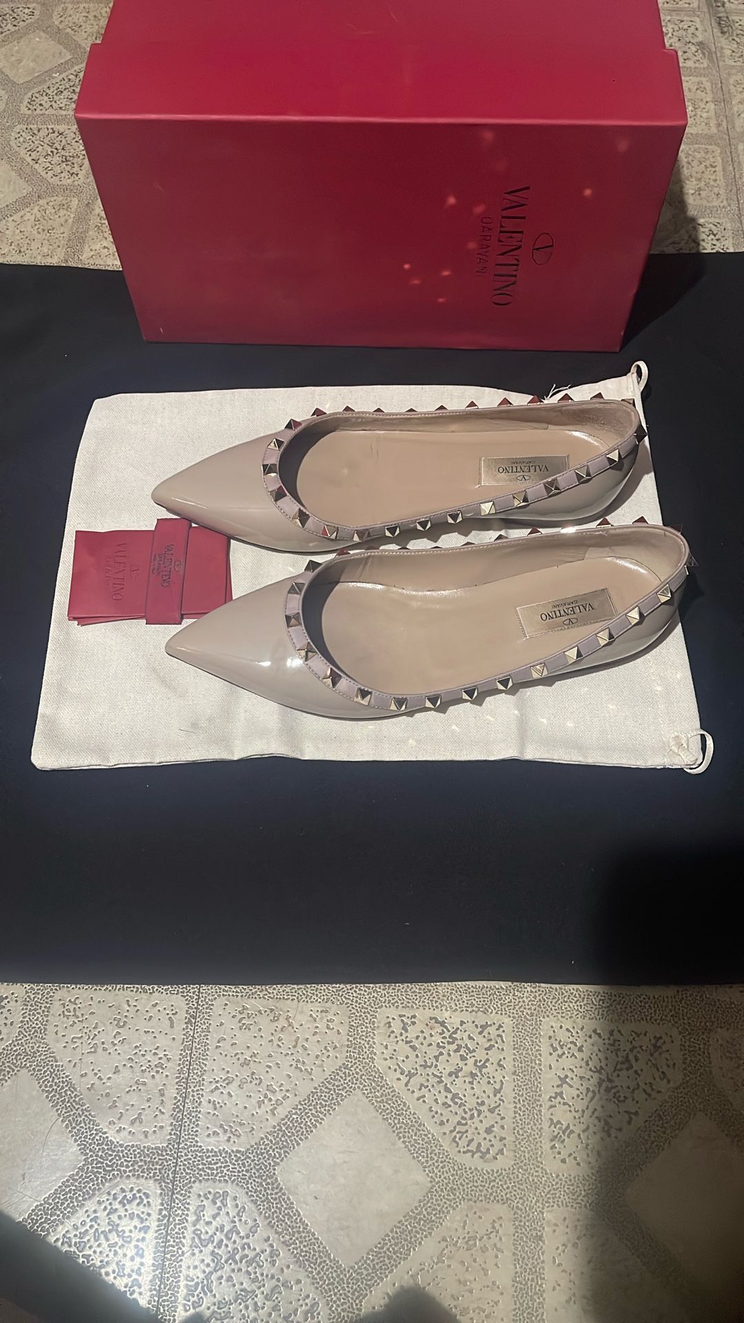 VALENTINO Patent Rockstud Ballet Flat