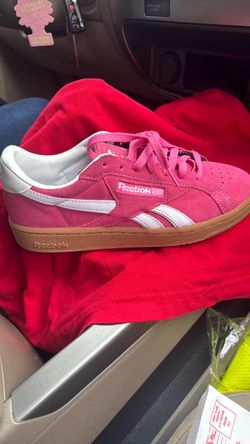 Reebok Pink Suede Low-Top Sneakers size 8.5