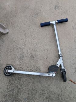 Small Blue Razor scooter