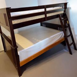 Bunk Beds- Full & Full- Mattress 