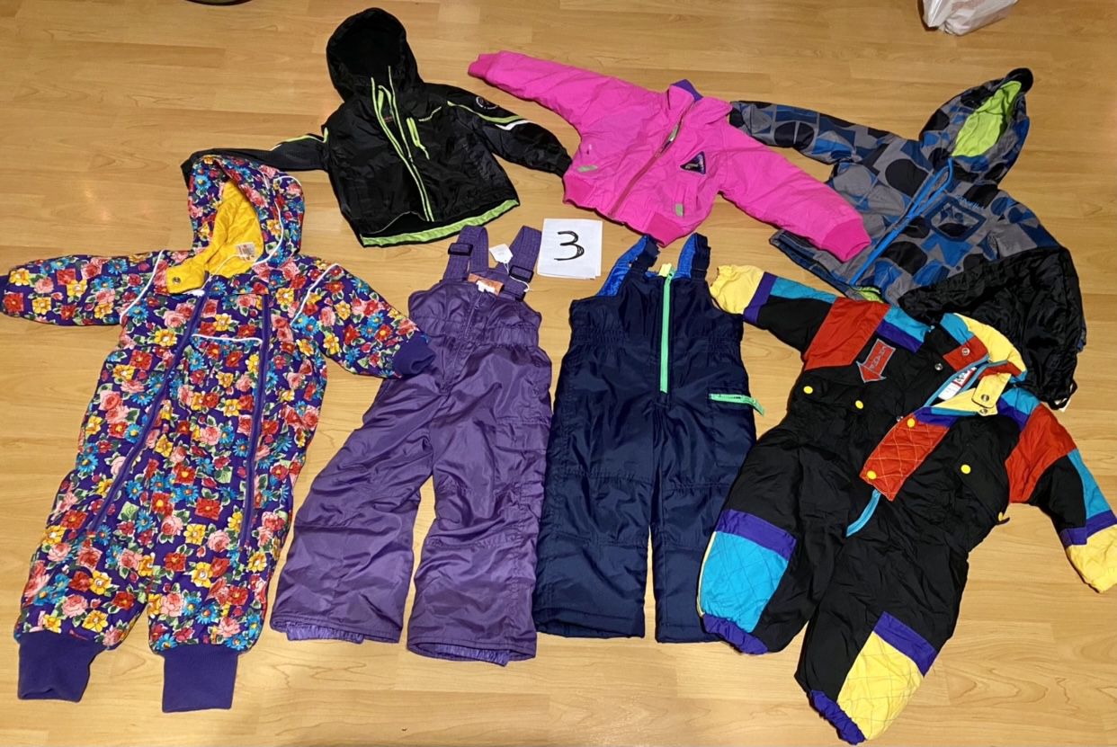 Kids /toddler size 3 ski and snowboarding clothes. Jackets pants and bibs. Many brand names