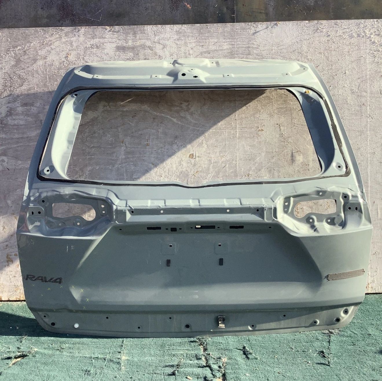 TOYOTA RAV 4 TRUNK 2021
