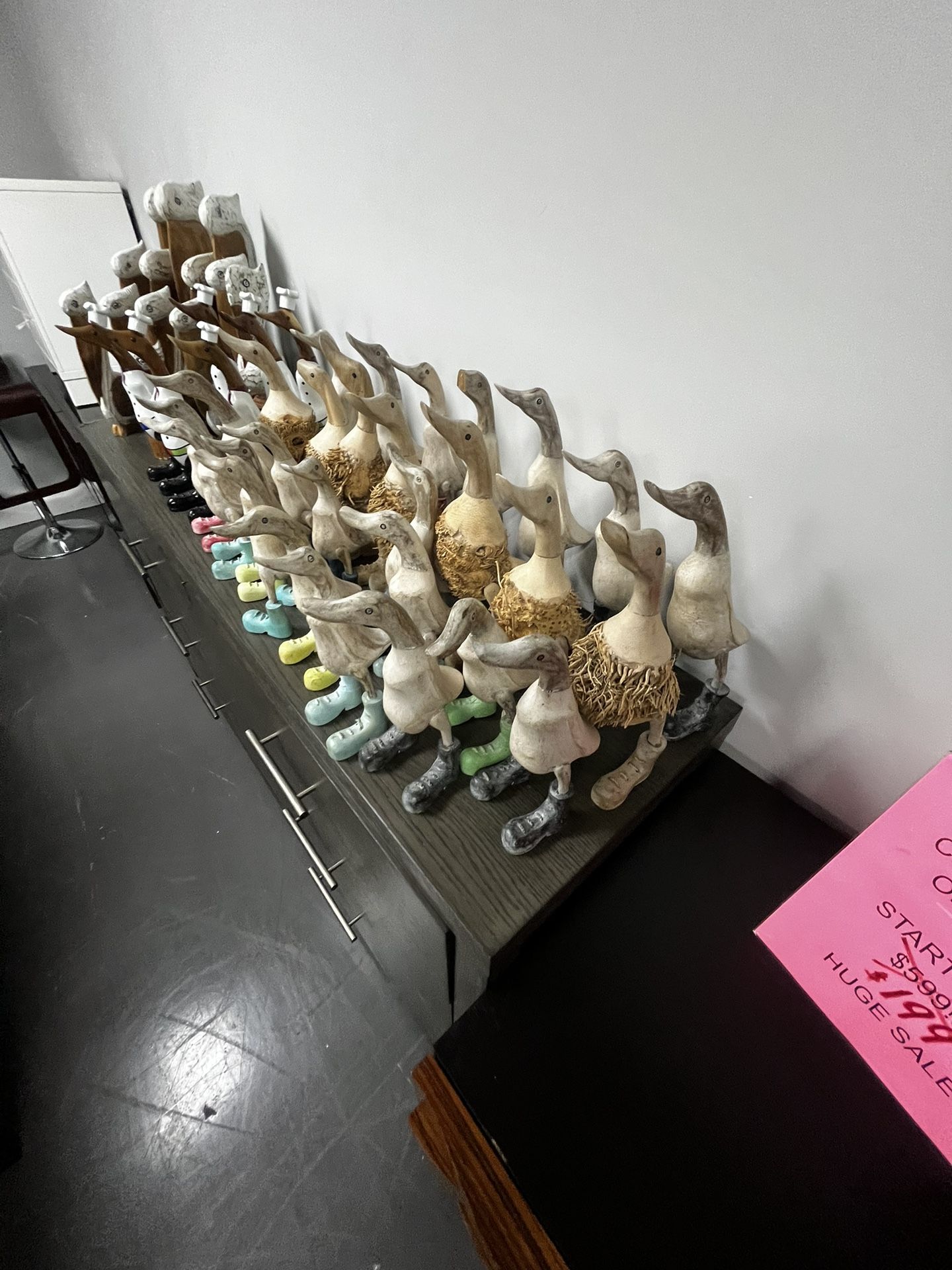 FURNITURE STORE CLOSING AUGUST 25TH 2 WEEKS LEFT BEAUTIFUL ART ACCENTS