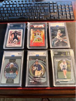 NFL football 🏈 slabbed rookies and stars ⭐️