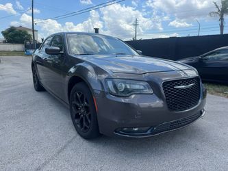 2019 Chrysler 300