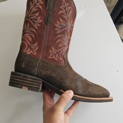 Size 7 EE Ariat Work Boots Soft Toe 