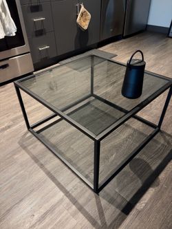 SAYGOER Glass Coffee Table - 26.7"D x 26.7"W x 17.7"H