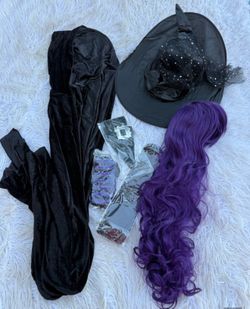 Women’s witch costume accessories
