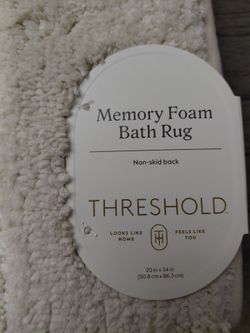 Threshold Memory Foam Bath Rug 20x34