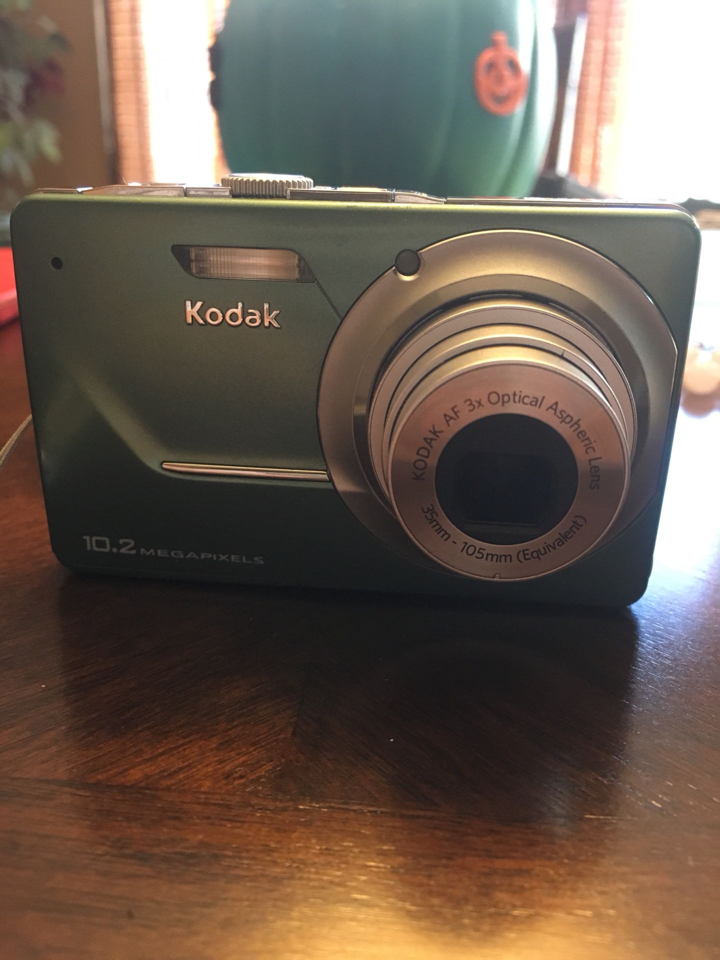 Green Kodak digital camera price is negotiable