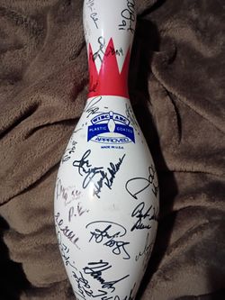 Professional Bowlers Autographs On A Bowling Pin