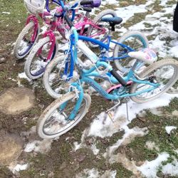(4) 20" Kids Bikes Good condition ($100 Retail at Walmart) selling $50 each