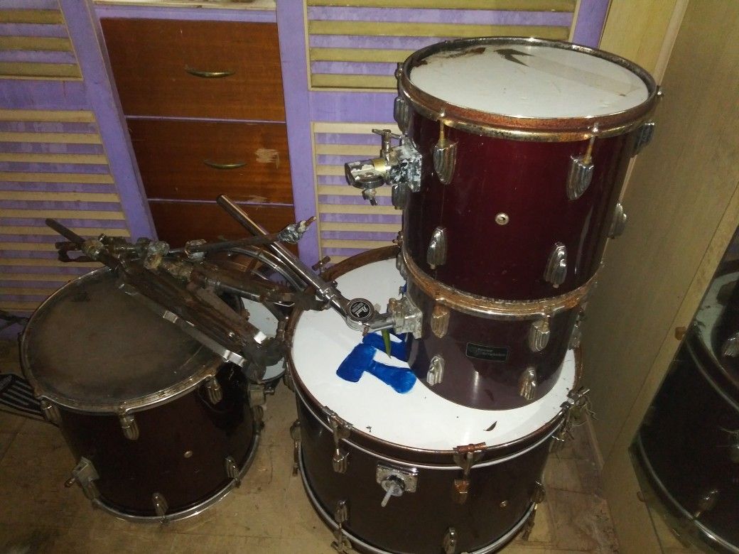 Drum set