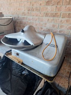 Scharfen Vintage Metal Meat Separator