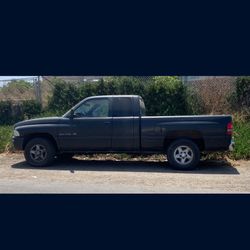 2000 Dodge Ram 1500
