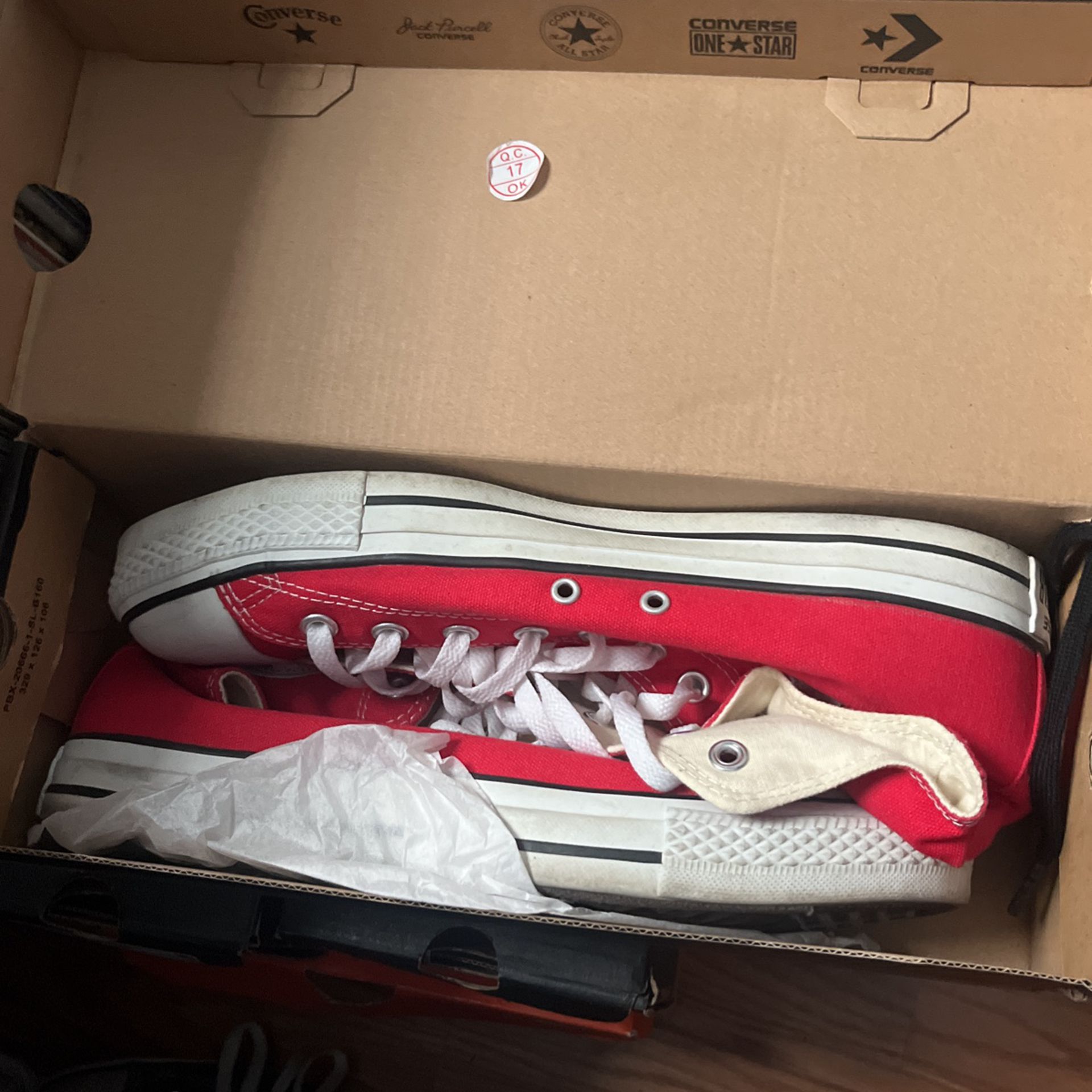 Red Converse 10.5