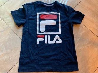 New FILA Boy's T-Shirt....Size Medium