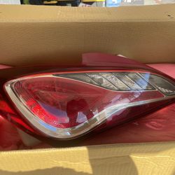 2014 Hundai tail lights 