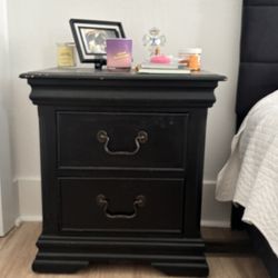4 Piece Dresser Set With Mirror 