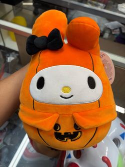 New with tags, Hello Kitty Pumpkin Halloween Squishmallow