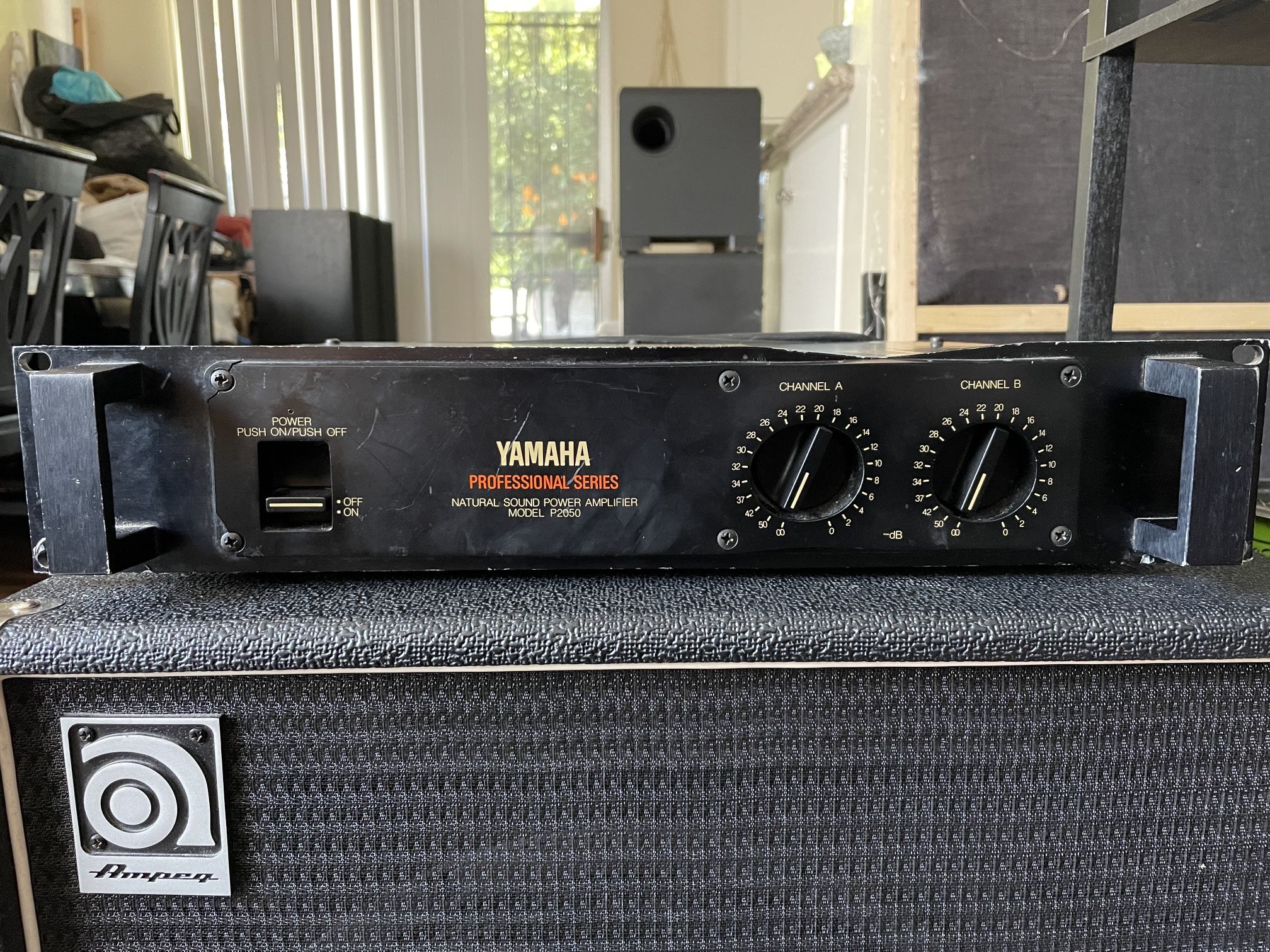 Yamaha Model P2050 Professional Series Natural Sound Power