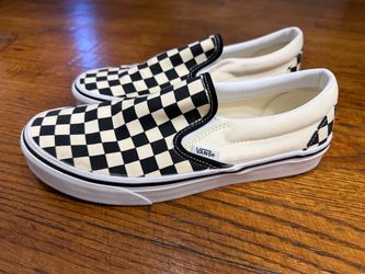 Vans Classic Slip-On Checkerboard Sneakers (women’s size 9)