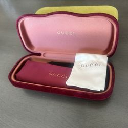 Authentic Gucci Velvet Sunglasses Case With Gucci Cloth And Slip
