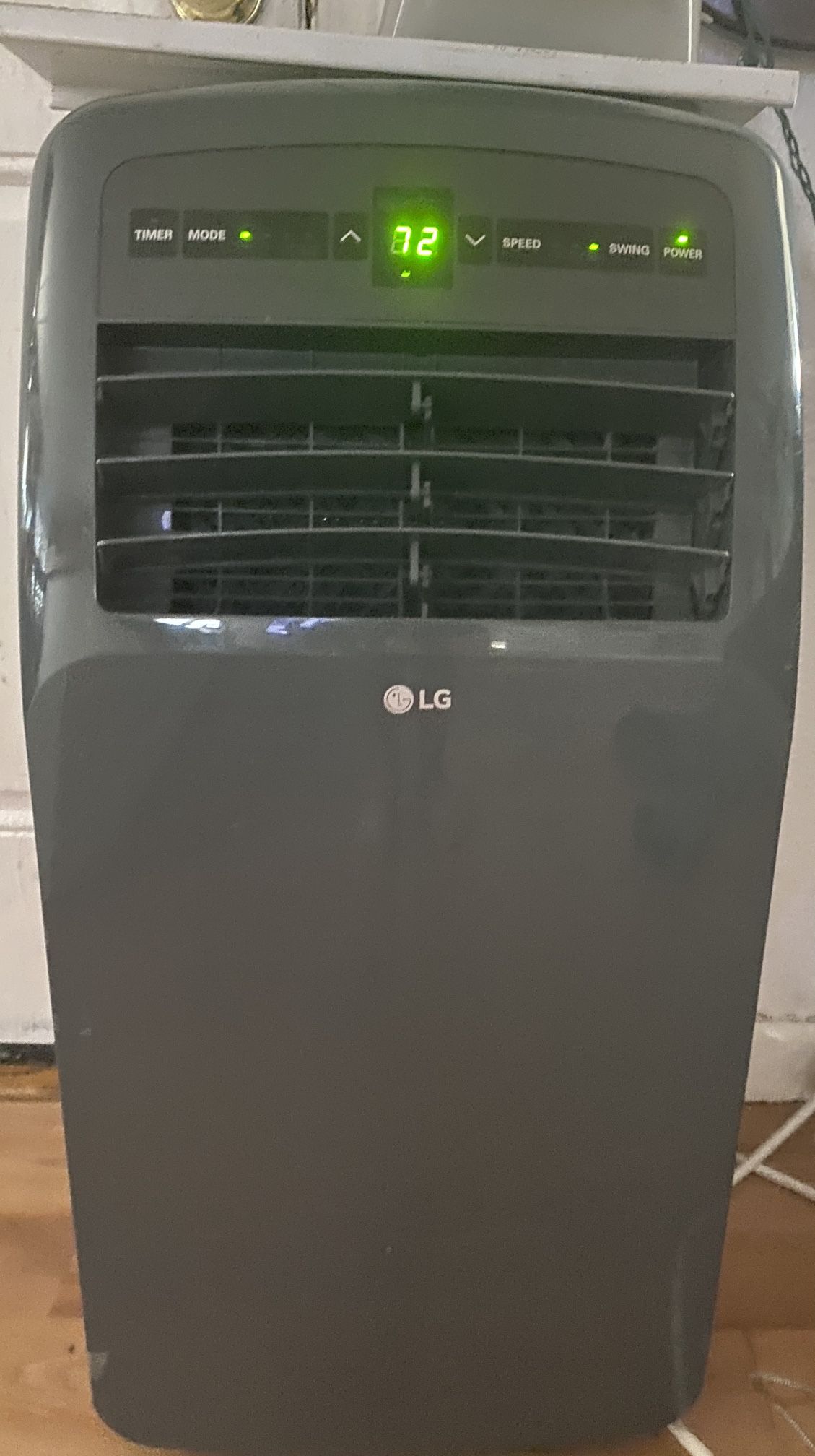  LG   Portable Air Conditioner LP1215GXR 12,000. BTU 