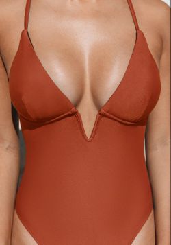 New Cross Back One Piece Swimsuit 