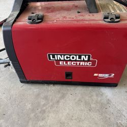 Lincoln Electric Welder Pro Core 125