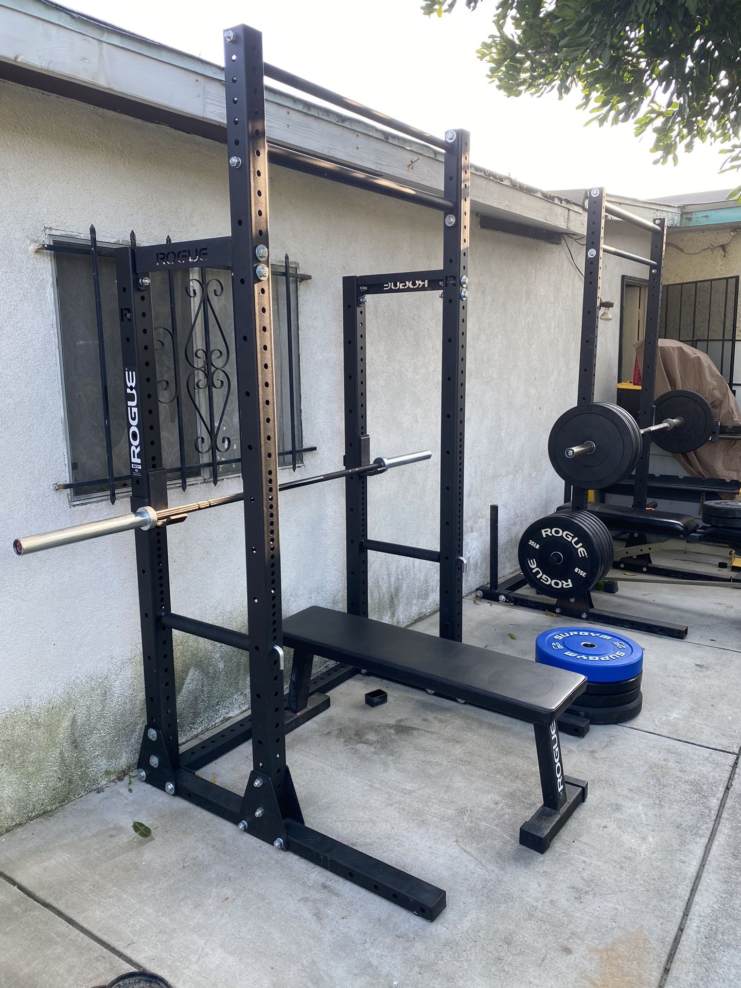 Rogue HR2- Squat Rack With Barbell And Bench 