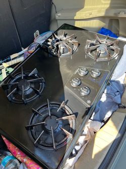 GE Black Gas Cooktop 4-Burner