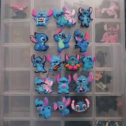 STITCH CROC CHARMS 