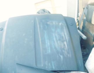 Ford ranger 2003 fiberglass universal fit though best offer