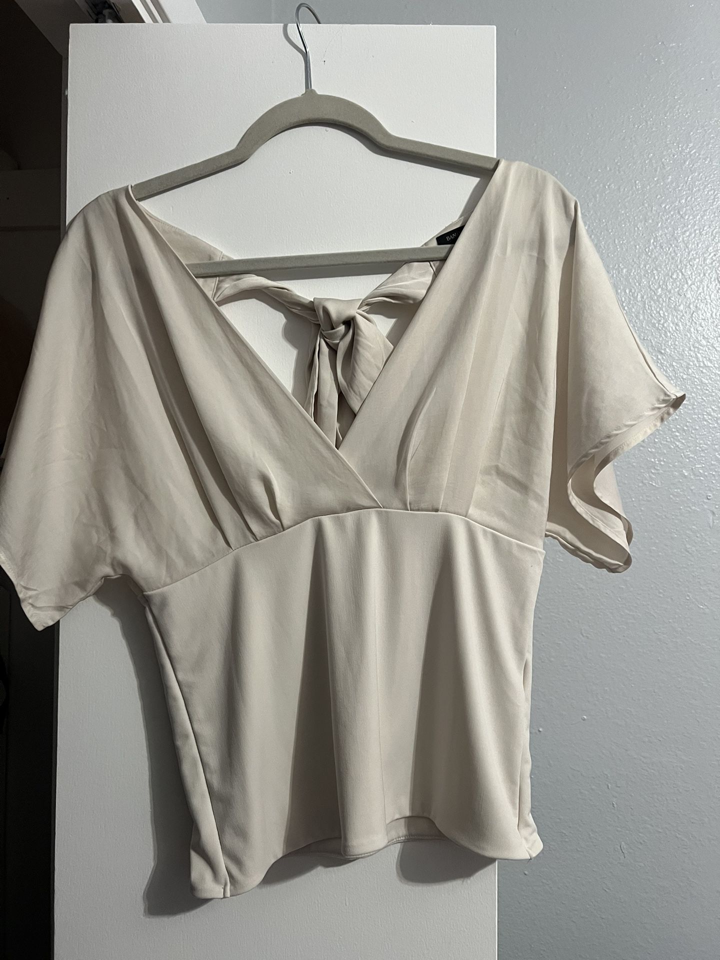 Banana Republic Cream Backless Shirt 
