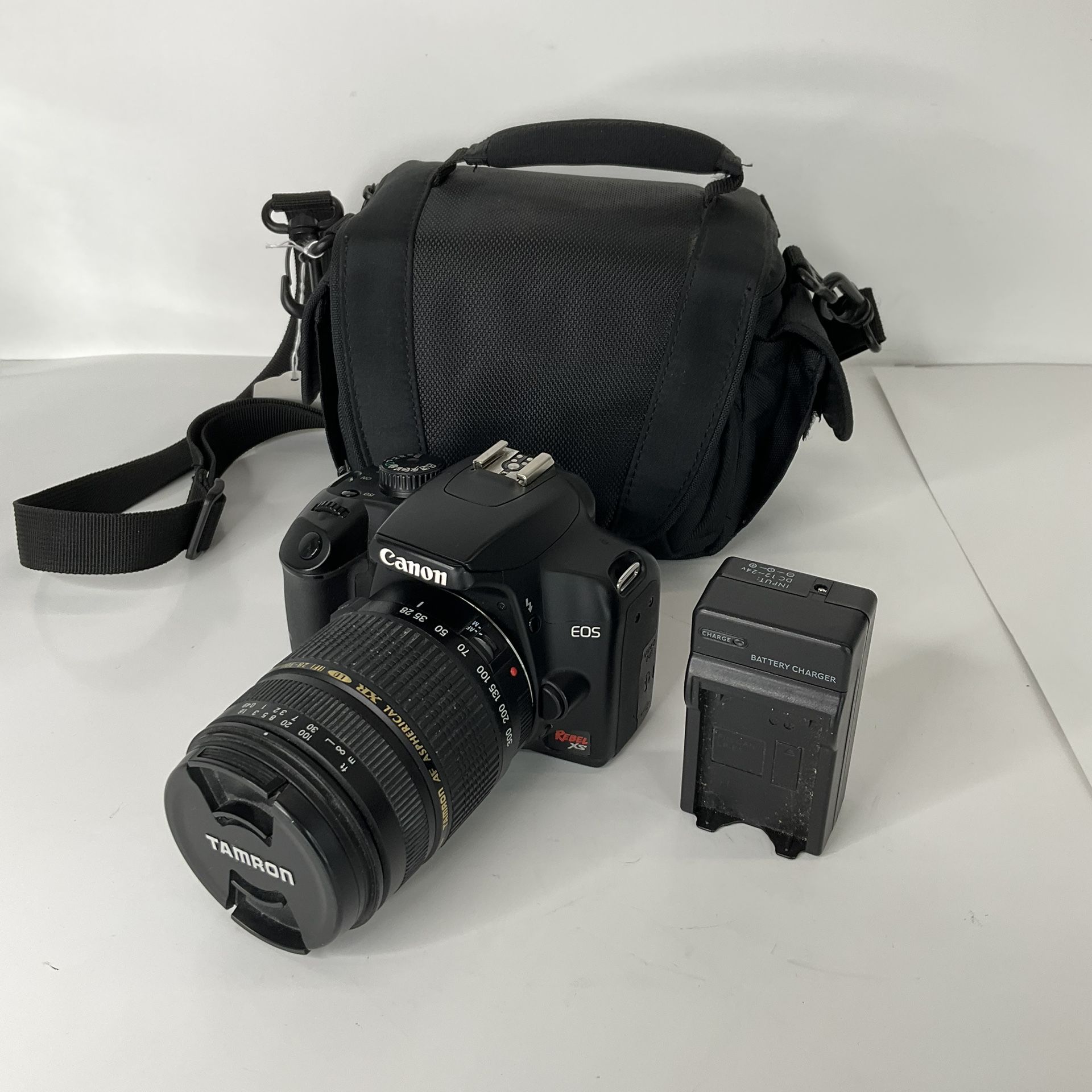 Canon Rebel XS Digital DSLR Camera w/28-300mm Lens, Charger, & Bag