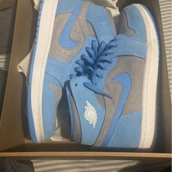 Jordan 1’s Size 10