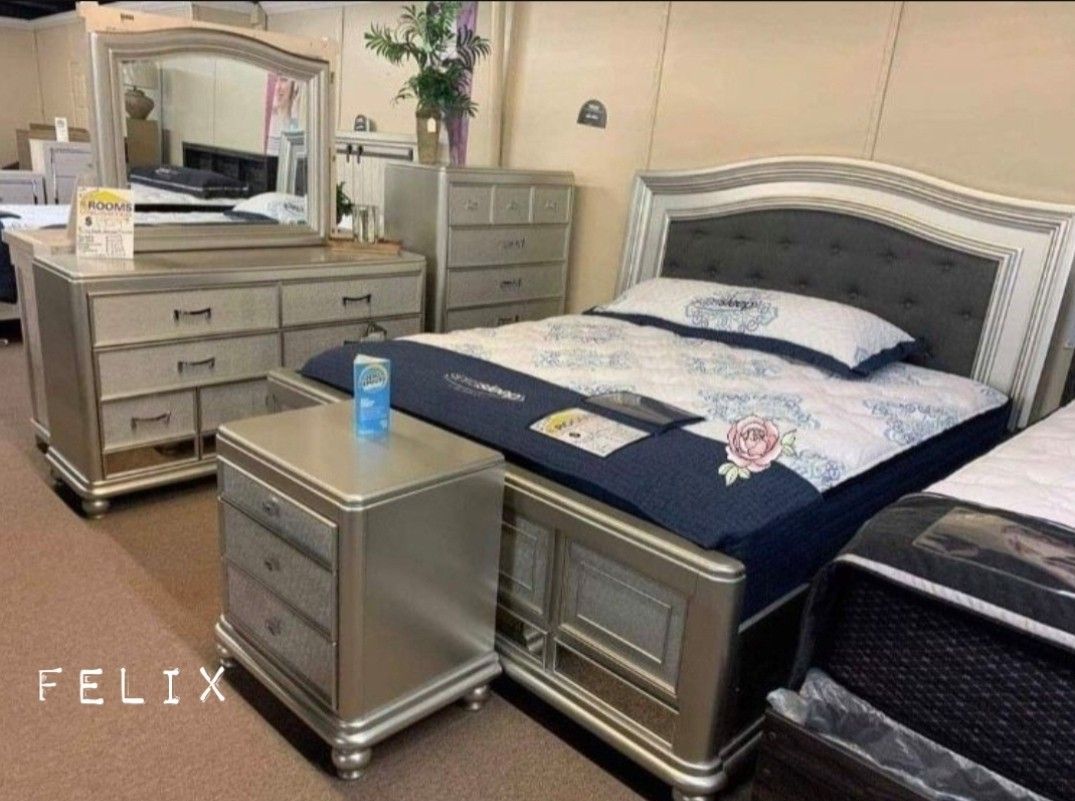 Luxury Bedroom Set | Coralayne Silver Queen Panel Bed With Mirrored Dresser And 2 Nightstands 🔥⭐🚀 Brand New | By Ashley | Tufted Design Headboard |