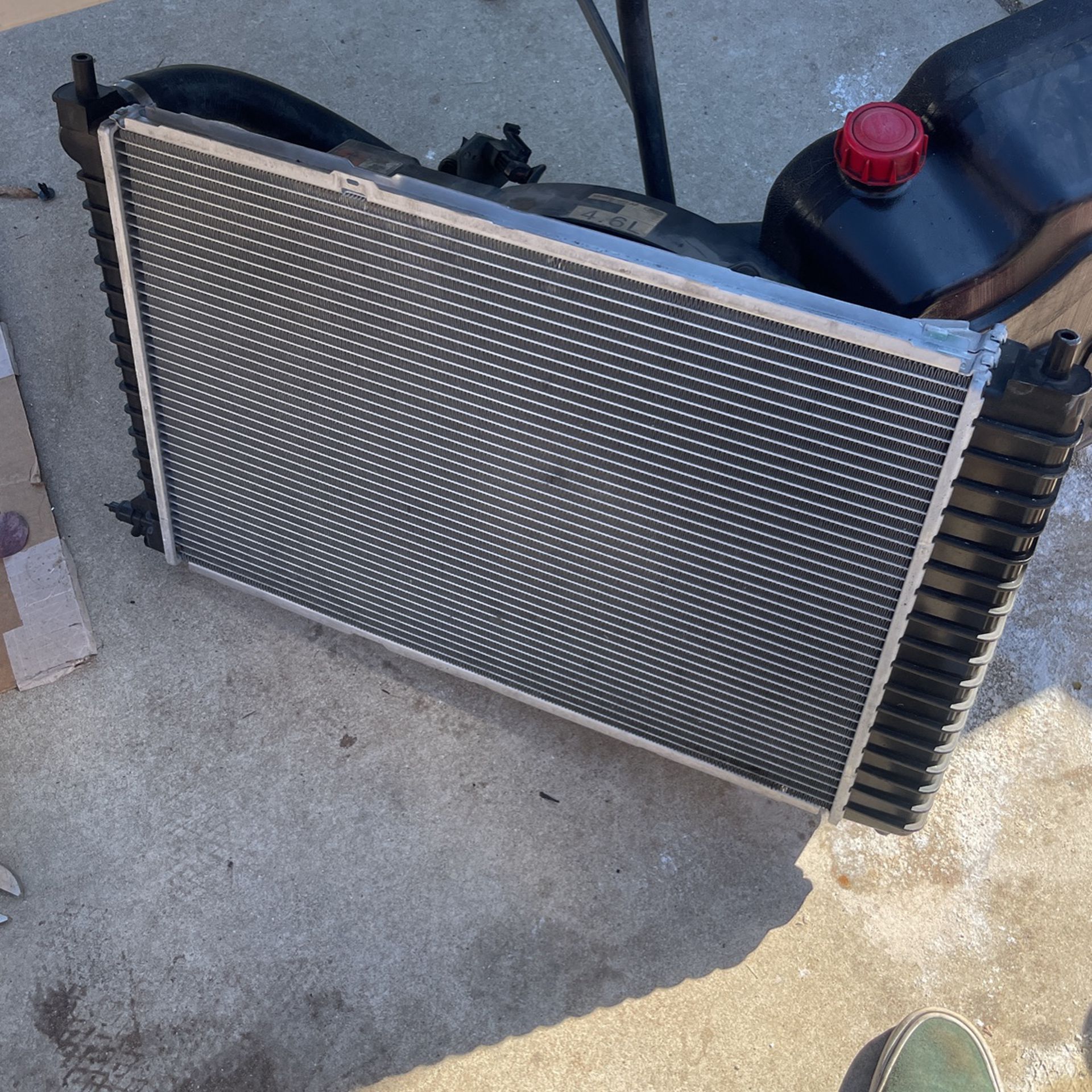 Radiator For A 4.6L Mustang 