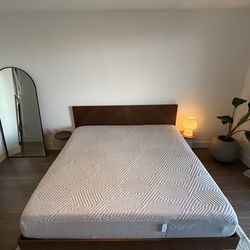 CASPER Mattress - Original Hybrid King size - LIKE NEW!