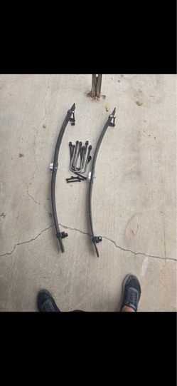 Vehicle leaf spring  suspension kit. Fits F150 single leaf truck 2021-2026