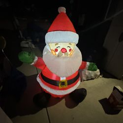 5 FT Christmas Inflatable Outdoor Sitting Santa Claus Happy Face Blow Up Yard Decoration BackYard