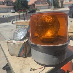 Vintage safety light with extra bulbs