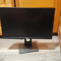 Dell 24 Inch Moniter